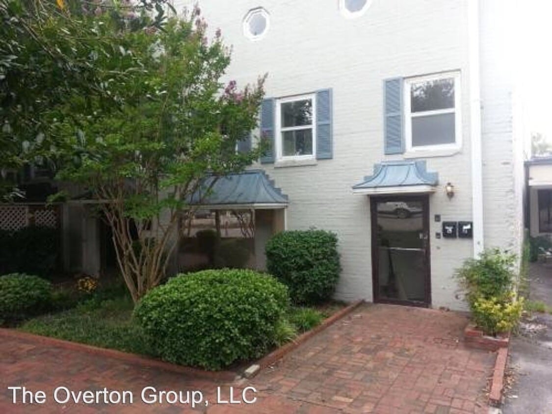 315 Evans St, Greenville, NC 27858 Room for Rent in Greenville, NC