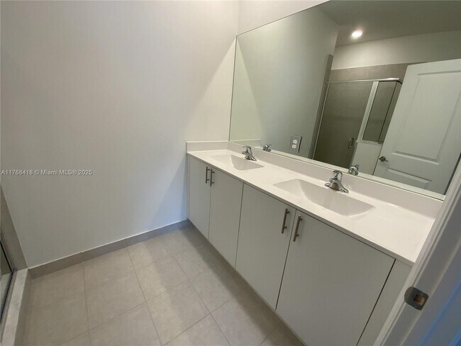 Foto del edificio - 11914 SW 245 Ter