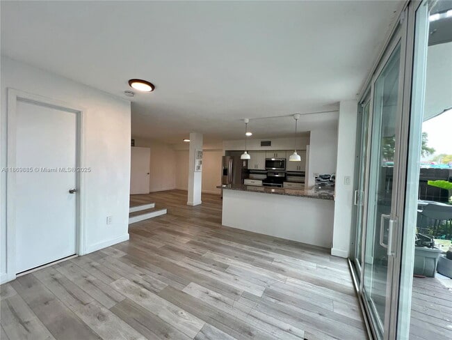 Building Photo - 7133 SW 109th Ct