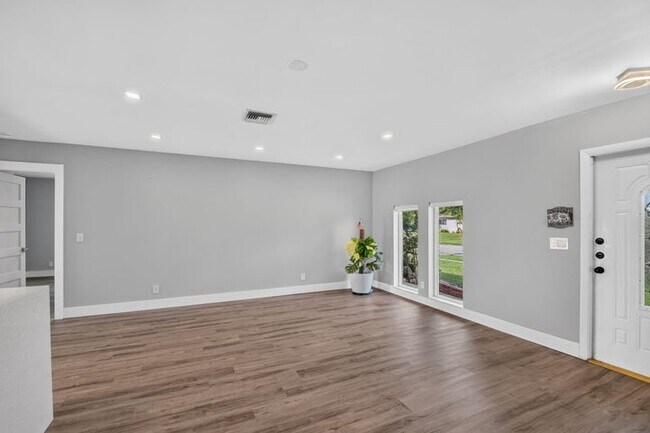 Foto del edificio - 14624 Country Side Ln