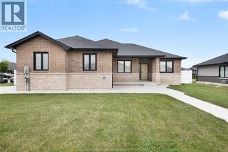 Building Photo - 401 Pearson Ave