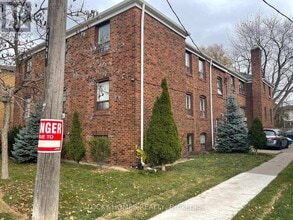 Building Photo - 1143 O'Connor Dr