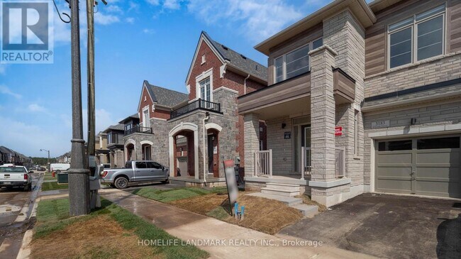 Building Photo - 3183 Crystal Dr