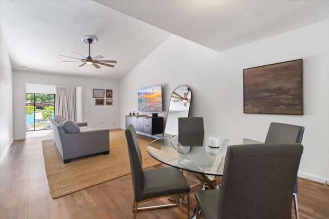 Building Photo - 5322 Bradbury Ct