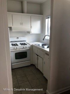 Building Photo - 3618 Vinton Ave