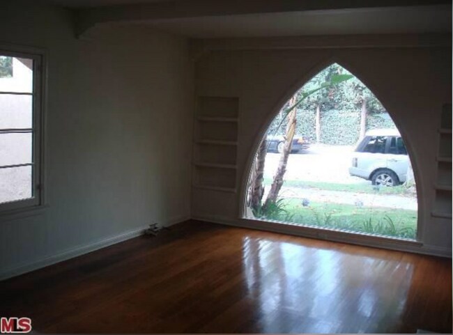 Sala de estar - 438 Smithwood Dr