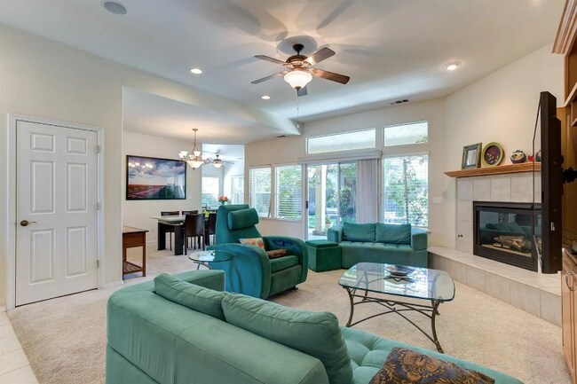 Foto del edificio - 872 E Green Acres Dr