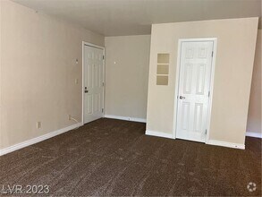 Building Photo - 5295 Indian River Dr