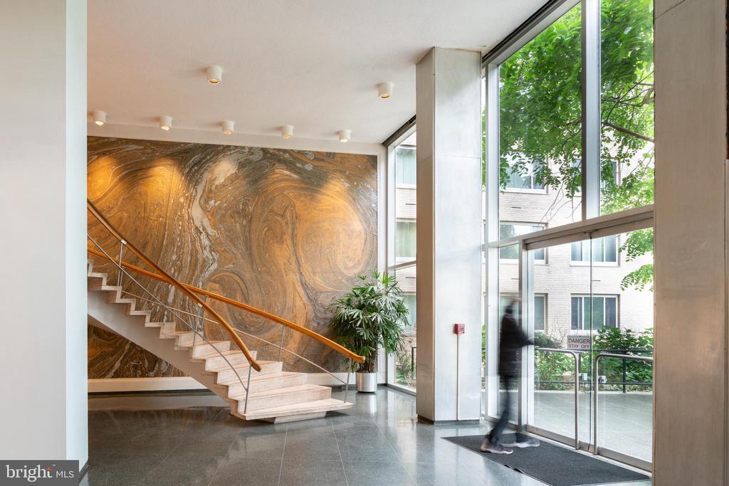Foto principal - 3636 16th St NW