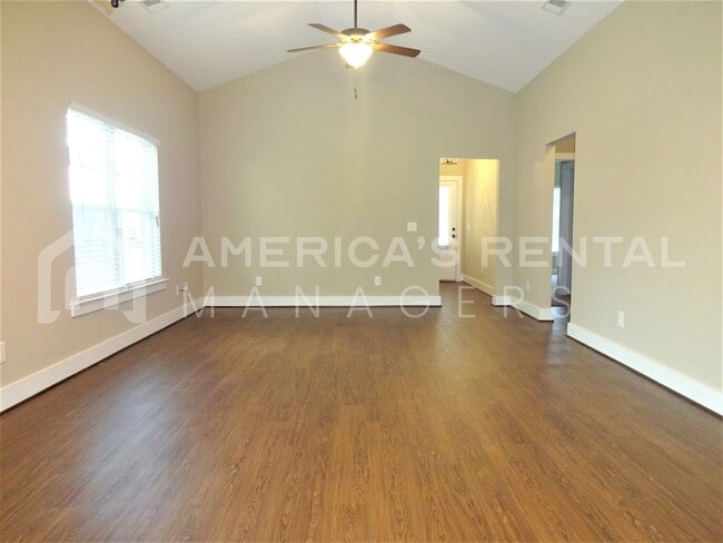 Building Photo - DEPOSIT PENDING!! Beautiful Home for Rent ...