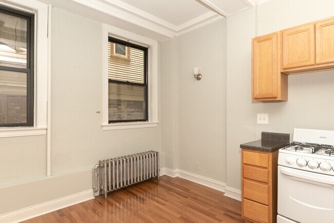 Foto del edificio - 4637 N Paulina St