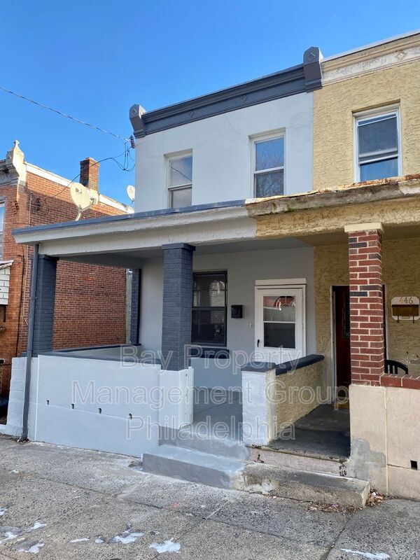 Building Photo - 448 Mechanic St