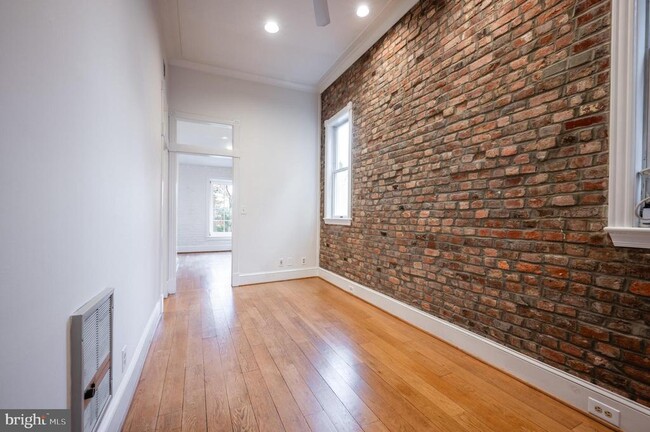 Foto del edificio - 310 Prince St