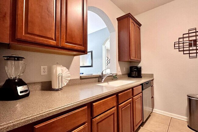 Foto del edificio - IS3-205 Lakefront Condo - Universal Studios