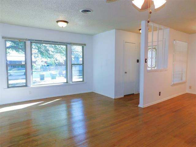 Building Photo - 1502 Linden Dr