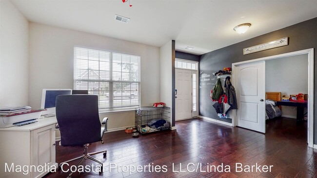 Building Photo - 4 br, 2.5 bath House - 120 Sail Maker Lane