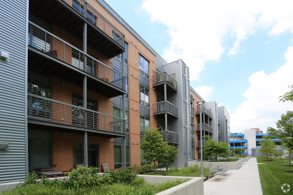 The Montgomery Apartments Rentals Bethesda, MD