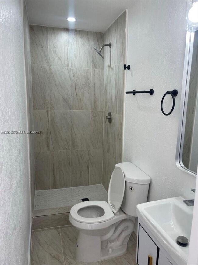Foto del edificio - 219 SW 21st Ave