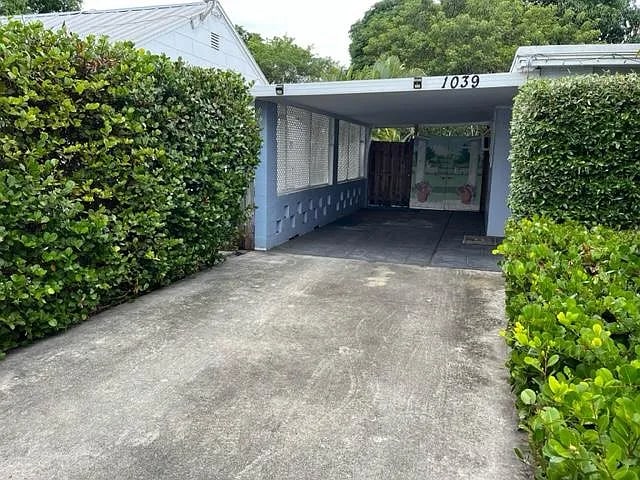 Photo - 1039 Miner Rd House