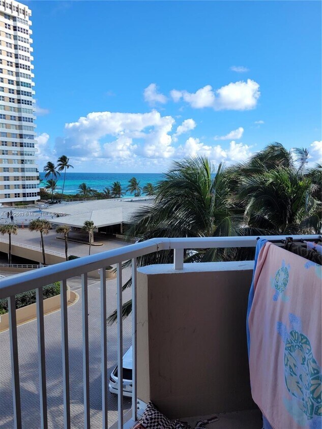 Primary Photo - 1980 S Ocean Dr