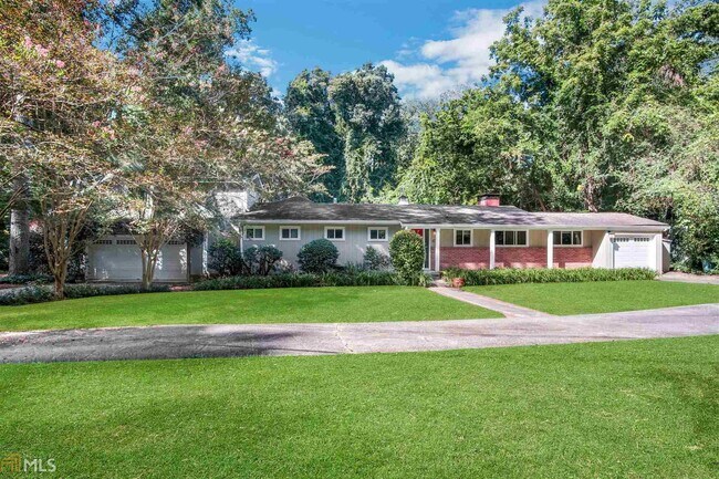 Foto del edificio - 2070 Abby Ln NE