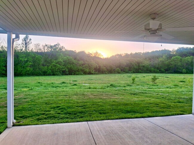 Foto del edificio - 728 Snowflower Cir