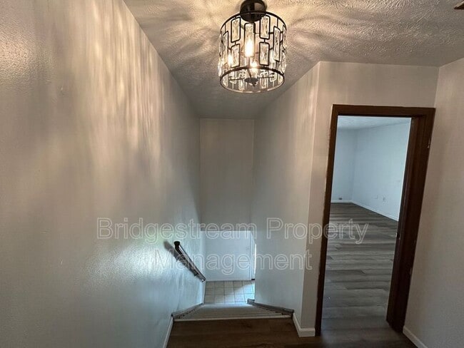 Building Photo - 7734 Betsy Ross Cir
