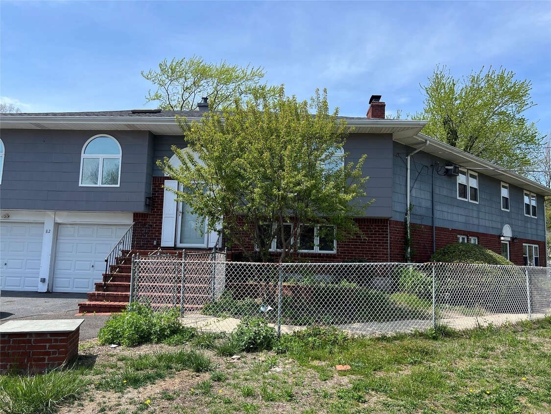 Foto principal - 82 Yale Ave