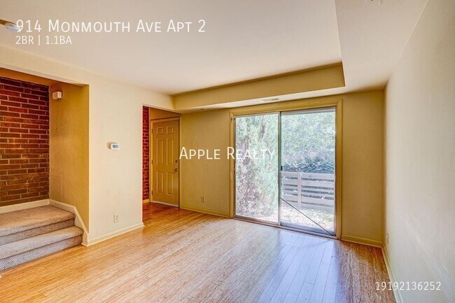 Foto del edificio - 914 Monmouth Ave
