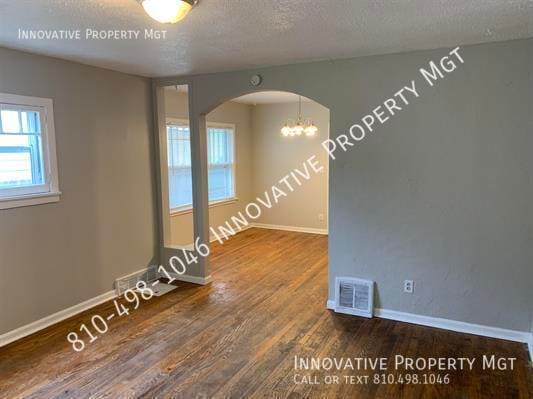 Building Photo - 1405 Lincoln Dr