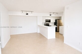 Building Photo - 2600 S University Dr