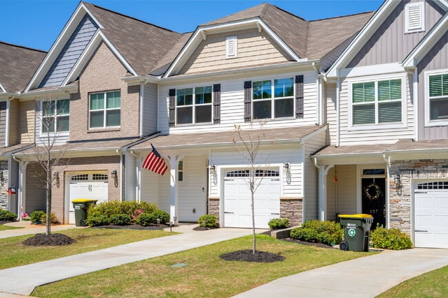 Sleek & Stylish 3 Bed, 2.5 Bath Townhome in Prime Location $2,100/mo rent - Sleek & Stylish 3 Bed, 2.5 Bath Townhome in Prime Location $2,100/mo rent