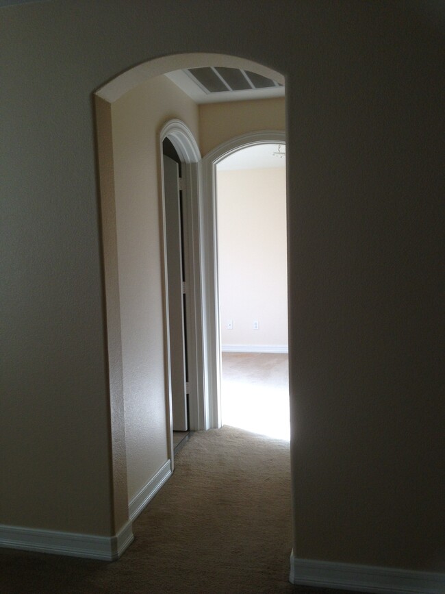 Hallway - 5504 Foxtail Loop