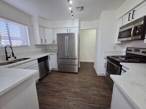 Building Photo - 3151 N Soaring Gulls Dr