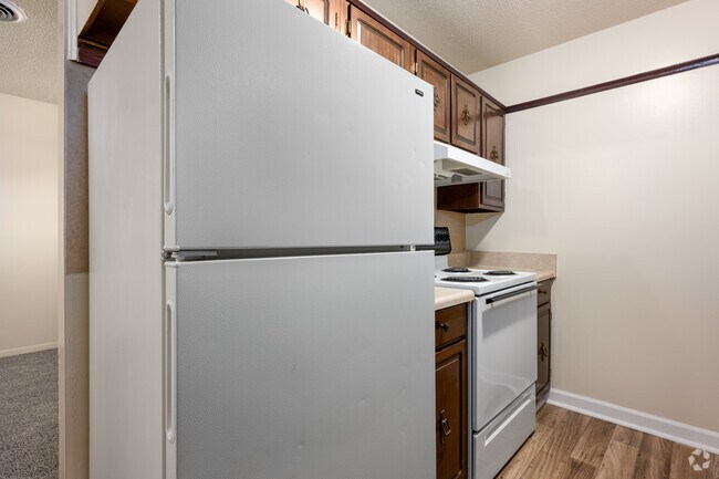 2 habitaciones, 1 baño - 1003 pies cuadrados - Cocina - Highland Heights Apartments