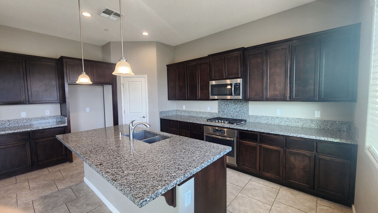 Foto principal - 10337 Ensemble Wy