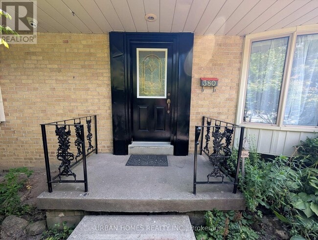 Photo du bâtiment - 380 Mill St