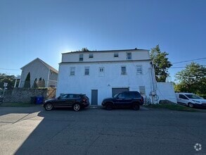 Building Photo - 55 Bouton St