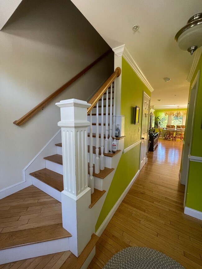 Building Photo - 1 Sawyer Ln