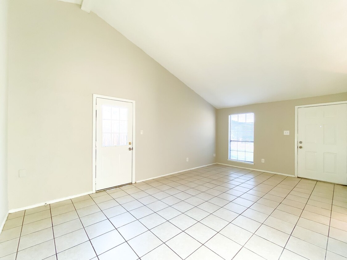 Primary Photo - 3 Bedr/ 1 bath Beautiful Home in Hockley, TX