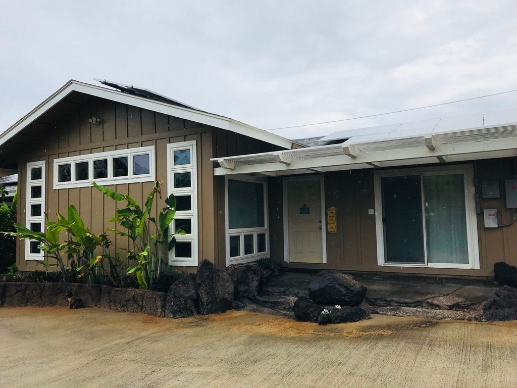 Primary Photo - 84-239-239 Farrington Hwy