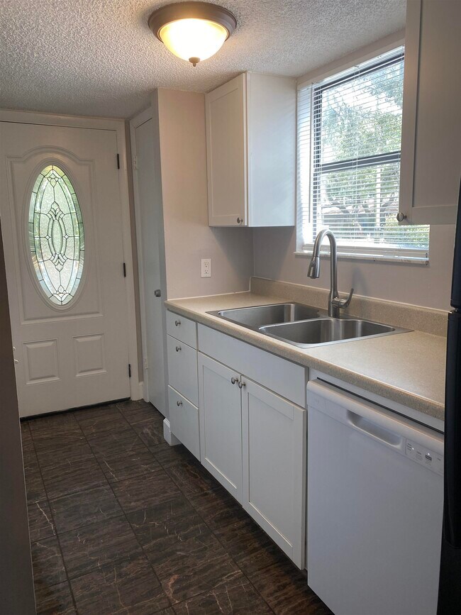 Foto del edificio - 35 Atlantic Oaks Cir