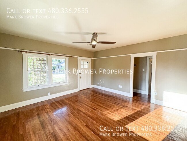 Building Photo - 137 N Robson Unit 1