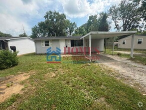 Building Photo - 2463 E Riverside Dr