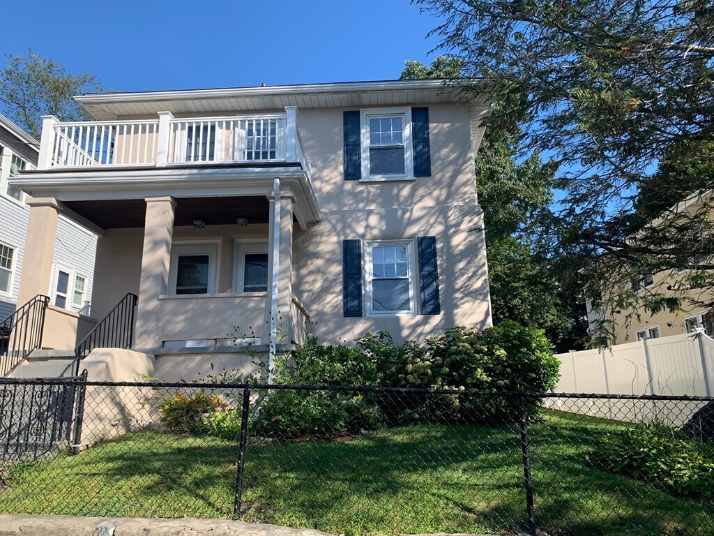 Foto principal - 38 Sterling Rd