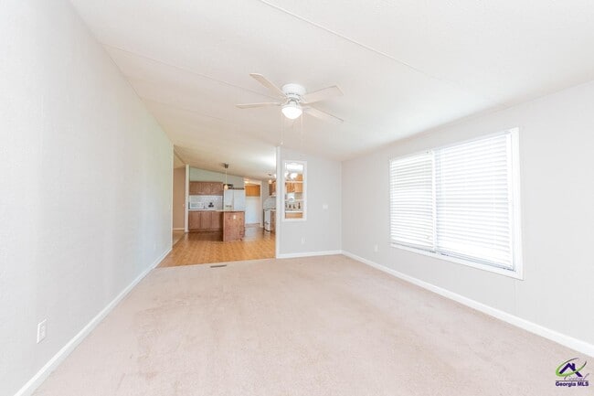 Foto del edificio - 137 Shamrock Cir