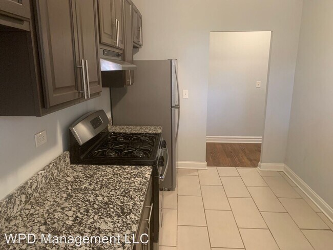 Foto del edificio - 7004 S Indiana Ave