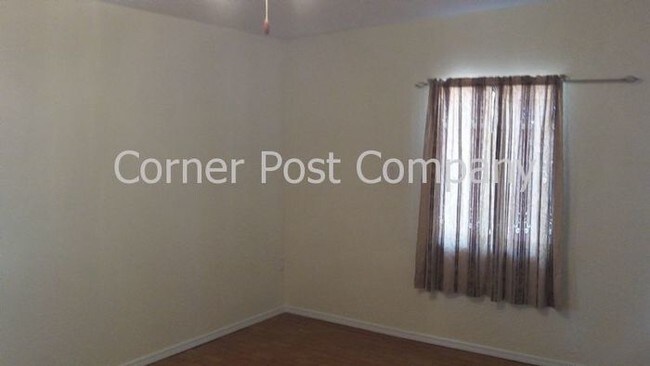 Foto del edificio - 5 Bedroom Home In The South Valley