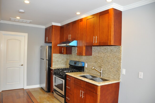 Foto del edificio - 1159 Plymouth Ave
