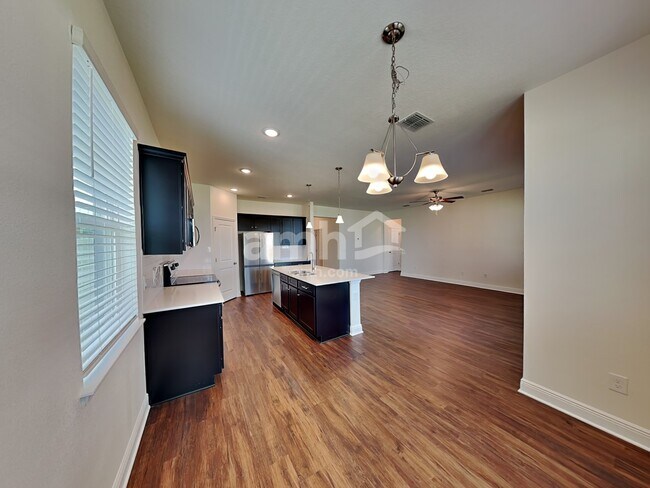 Building Photo - 2833 Ponds Trl